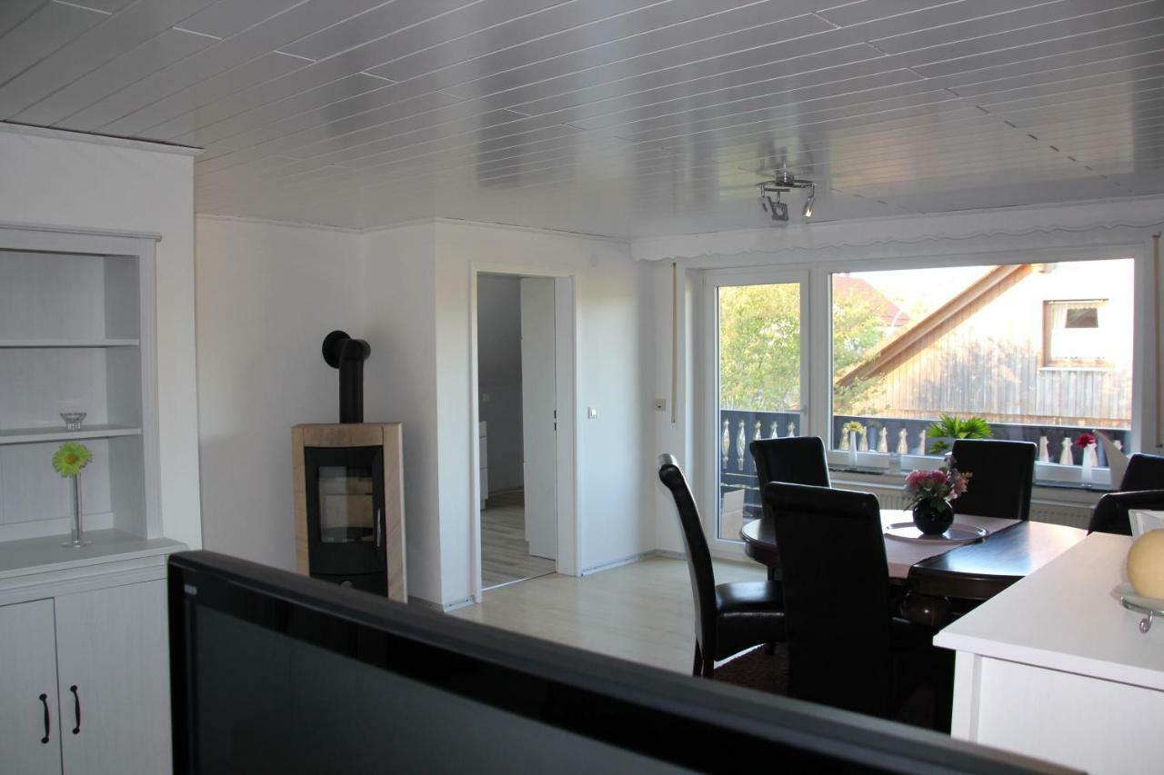 Ferienwohnung Abersfelder Mit Balkon Wildflecken Eksteriør billede